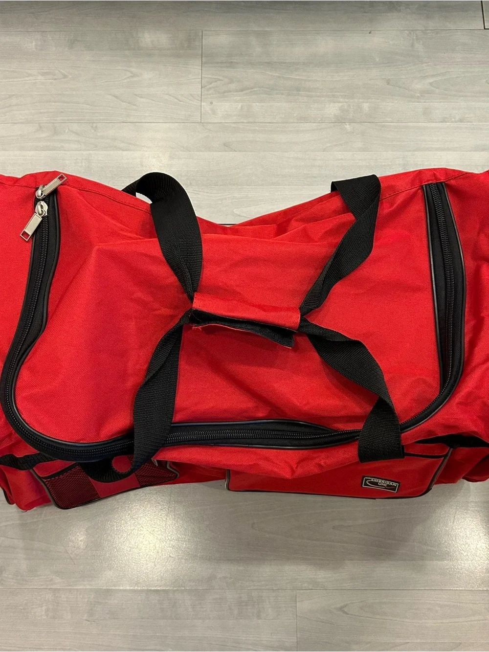 American Uni Large Red Duffel Bag Travel Gym Sports Luggage Multi Pocket 27”